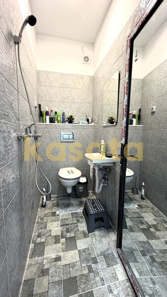 Lipscani, 2 camere, etaj 1, 43 mp, renovat, mobilat si utilat